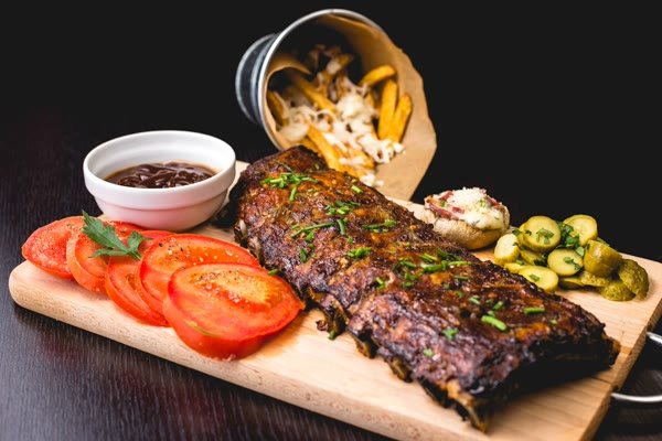 Tepsi Kebabı: Hatay'ın Gururu Fırından Çıkıyor