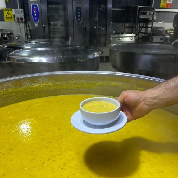Günlük taze pişen mercimek çorbası